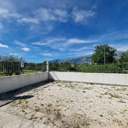 L'aurora Locazione Turistica Appartement *