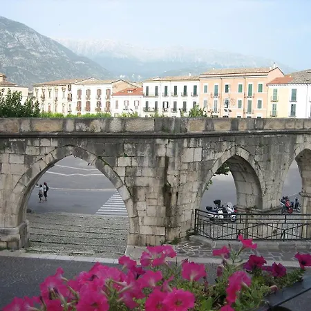 아파트 L'aurora Locazione Turistica 술모나