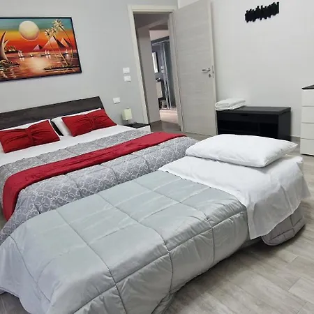 L'aurora Locazione Turistica *