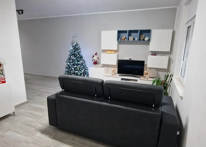 L'aurora Locazione Turistica *